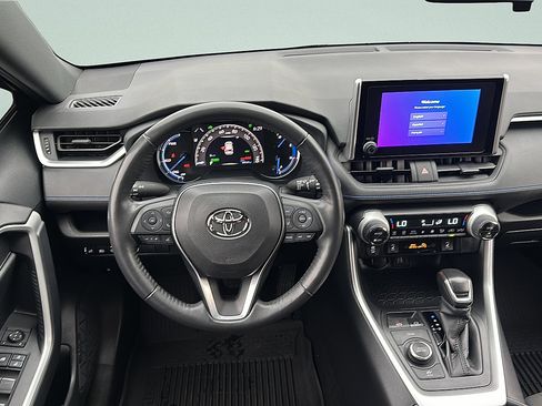 Used 2024 Toyota RAV4 SE w/ Weather Package AWD/4WD image 10