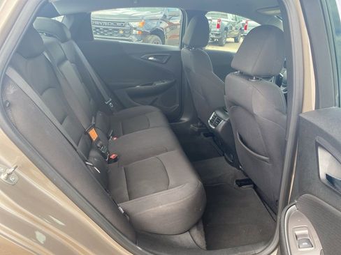 Used 2024 Chevrolet Malibu LT image 15