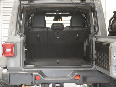Used 2023 Jeep Wrangler Unlimited Rubicon 392 w/ Xtreme Recon 35" Tire Package AWD/4WD image 31