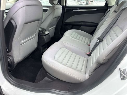 Used 2014 Ford Fusion S image 10