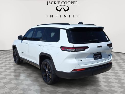 Used 2024 Jeep Grand Cherokee L Limited w/ Luxury Tech Group II AWD/4WD image 7