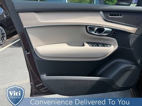 New 2026 Volvo XC90 B5 Core w/ Protection Package Premier AWD/4WD image 11