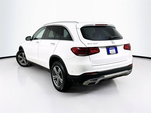 Used 2022 Mercedes-Benz GLC 300 image 6