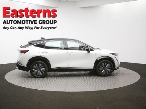 Used 2023 Nissan Ariya FWD image 44