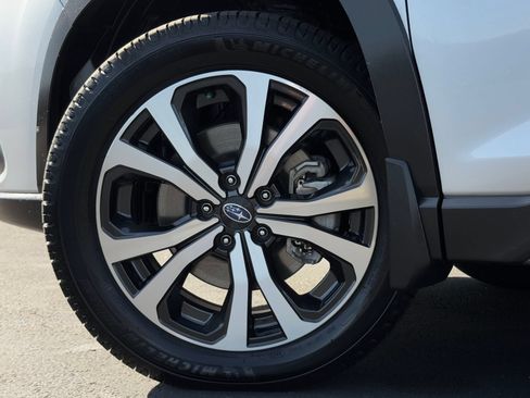 Used 2023 Subaru Forester Limited AWD/4WD image 28