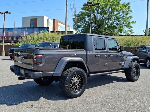 Used 2020 Jeep Gladiator Overland AWD/4WD image 6