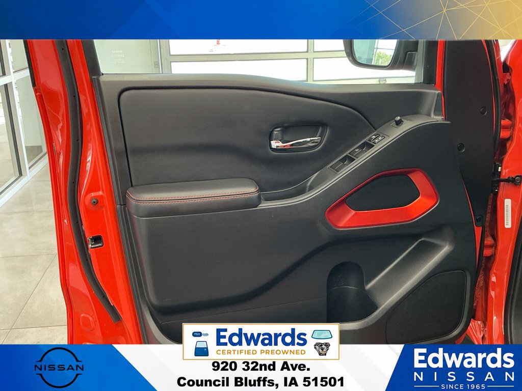 Used 2025 Nissan Frontier PRO-4X AWD/4WD image 20