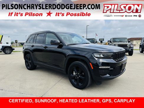 Used 2023 Jeep Grand Cherokee Limited w/ Black Appearance Package AWD/4WD image 1