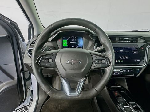 Used 2023 Chevrolet Bolt EUV LT FWD image 11