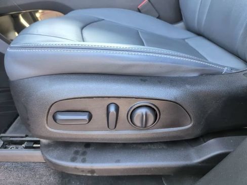Certified 2021 Buick Enclave Essence FWD image 17