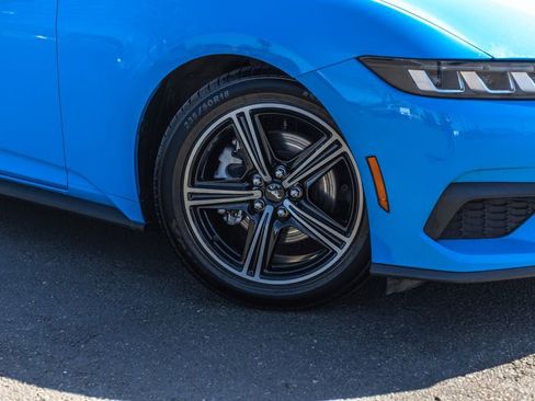 Used 2024 Ford Mustang Premium RWD image 4