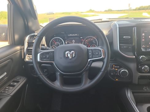 New 2026 RAM 1500 Express AWD/4WD image 28