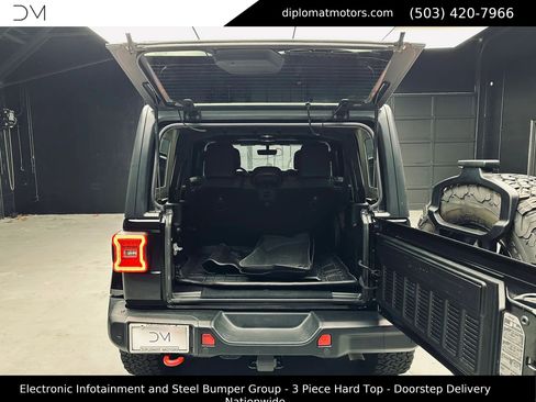 Used 2018 Jeep Wrangler Unlimited Rubicon AWD/4WD image 47