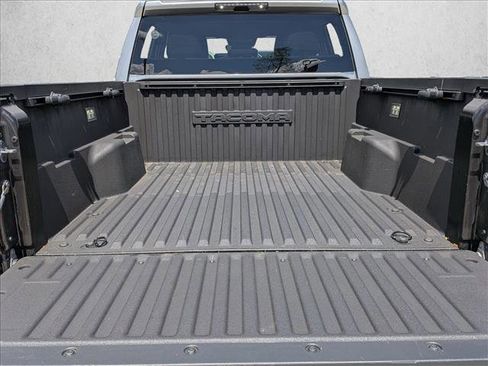 Used 2024 Toyota Tacoma TRD Sport image 6