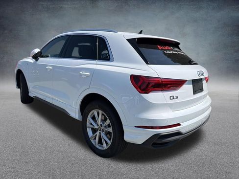 Used 2025 Audi Q3 2.0T Premium w/ Convenience Package AWD/4WD image 3