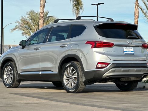 Used 2020 Hyundai Santa Fe SEL w/ Convenience + Premium Package image 6