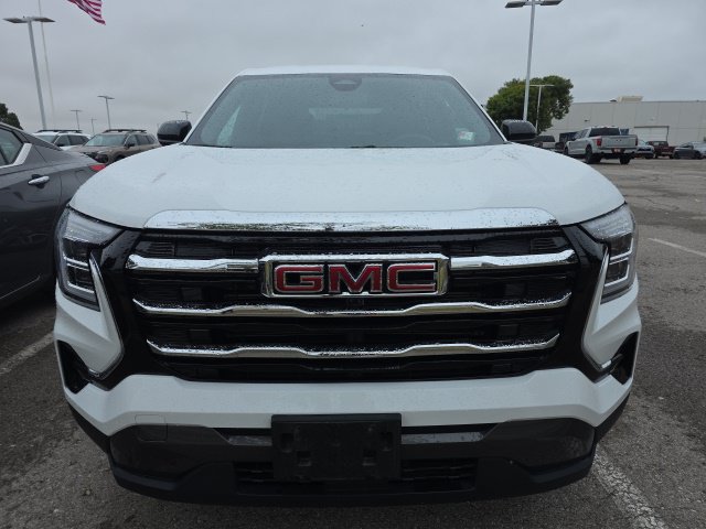Used 2026 GMC Terrain Elevation AWD/4WD image 2