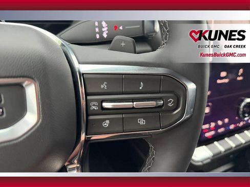 New 2026 GMC Yukon Elevation w/ Elevation Premium Package AWD/4WD image 17