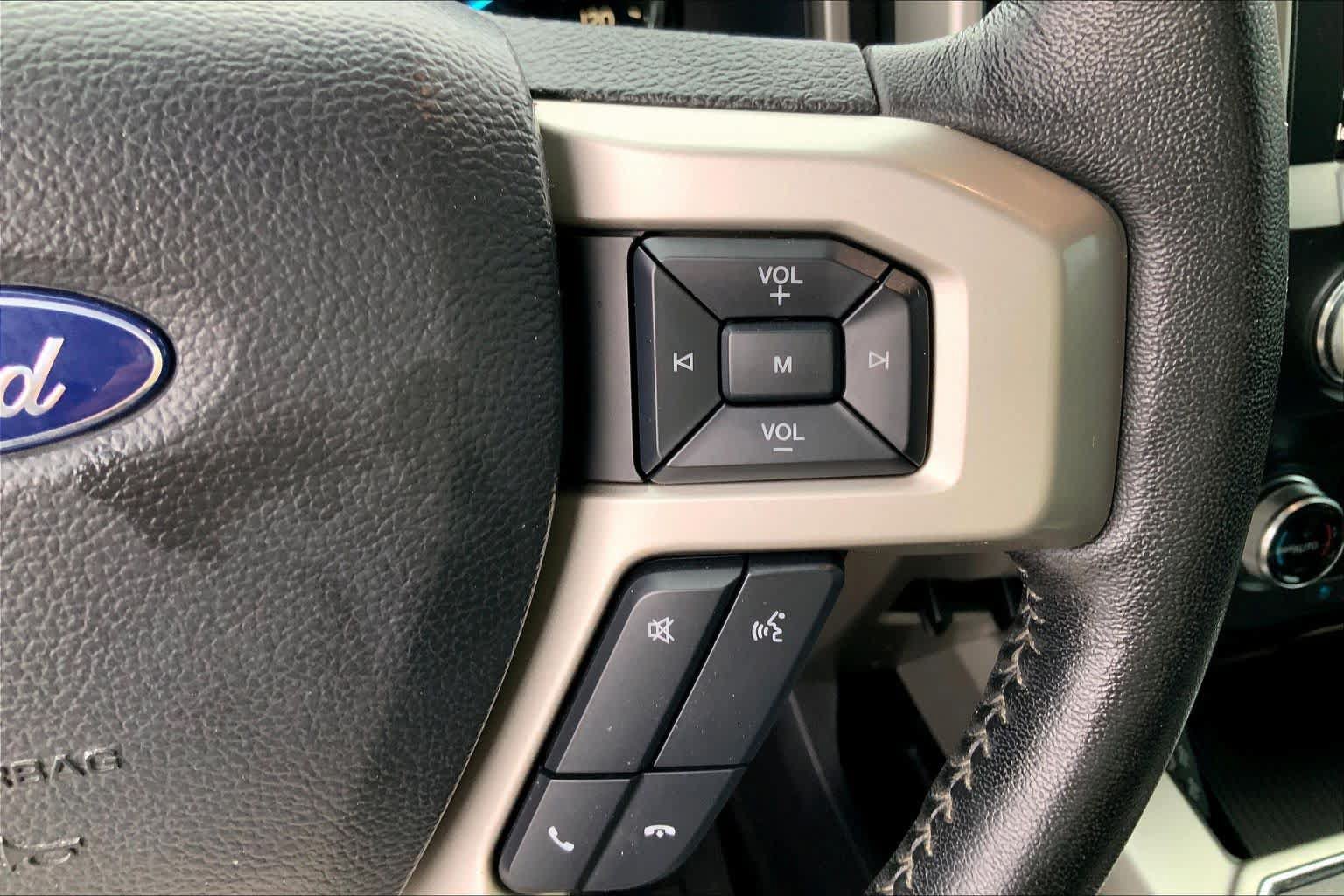 Used 2019 Ford F150 Lariat w/ Equipment Group 502A Luxury AWD/4WD image 23