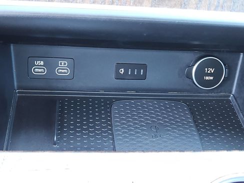 Certified 2025 Genesis GV80 3.5T Prestige AWD/4WD image 30