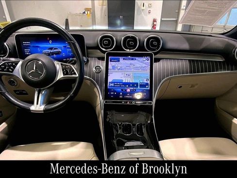 Used 2022 Mercedes-Benz C 300 4MATIC Sedan image 16