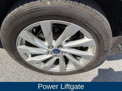 Used 2021 Ford Escape Titanium w/ Titanium Elite Package AWD/4WD image 24