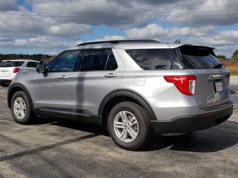 Used 2021 Ford Explorer XLT w/ Class III Trailer Tow Package image 5