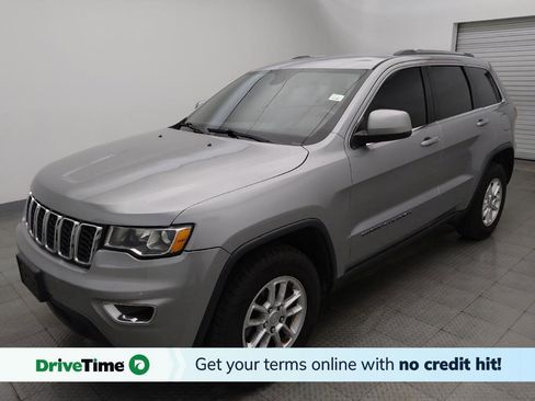 Used 2018 Jeep Grand Cherokee Laredo AWD/4WD image 1