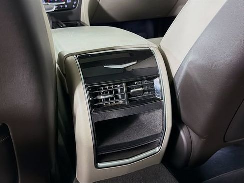 Used 2017 Cadillac CT6 Luxury RWD image 32