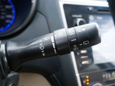 Used 2019 Subaru Outback 2.5i Premium w/ Popular Package #2 image 25