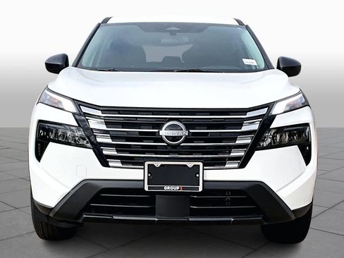 New 2026 Nissan Rogue S image 3