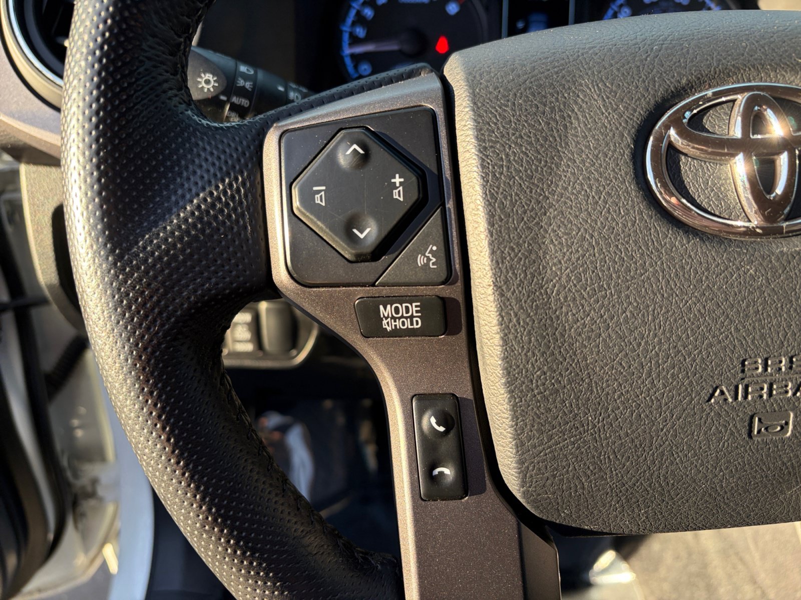 Used 2023 Toyota Tacoma TRD Sport w/ Advanced Technology Package AWD/4WD image 14