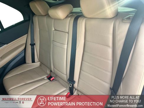 Used 2024 Mercedes-Benz GLE 350 4MATIC image 22