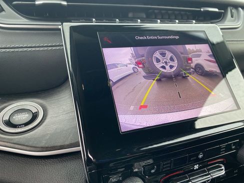 New 2025 Jeep Grand Cherokee Laredo X w/ Luxury Tech Group I image 30