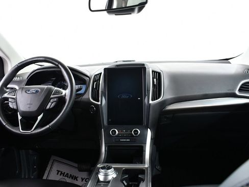 Used 2022 Ford Edge SEL w/ Convenience Package image 7