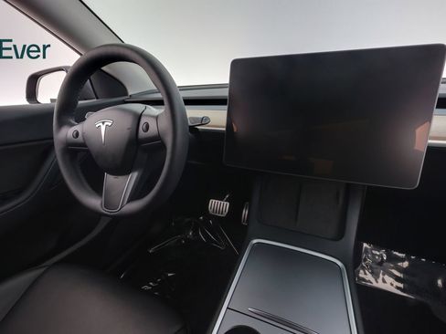 Used 2022 Tesla Model Y Performance AWD/4WD image 24