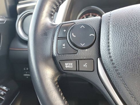 Used 2016 Toyota RAV4 SE image 18