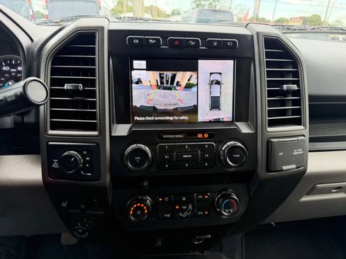 Used 2022 Ford F250 XL w/ STX Appearance Package AWD/4WD image 12