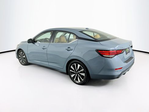 Used 2025 Nissan Sentra SV w/ SV Premium Package FWD image 5