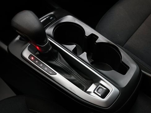 Used 2024 Chevrolet Trax LS w/ LS Convenience Package image 25