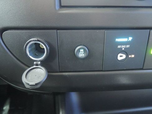 New 2026 Chevrolet Express 2500 w/ Driver Convenience Package image 17