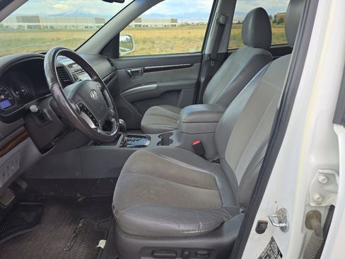 Used 2012 Hyundai Santa Fe SE image 12