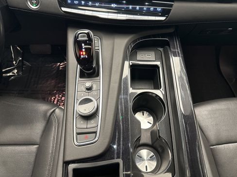 Used 2021 Cadillac Escalade Sport w/ LPO, Illumination Package image 24