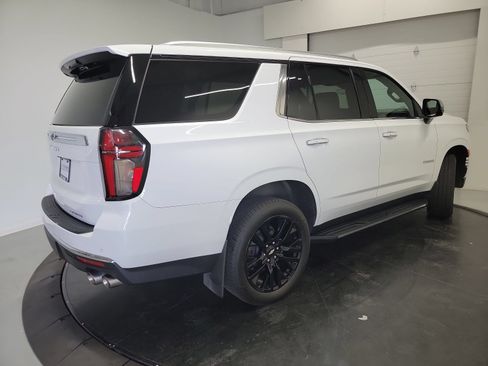 Used 2024 Chevrolet Tahoe Premier AWD/4WD image 9