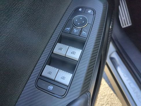 New 2026 Mitsubishi Outlander SEL FWD image 21