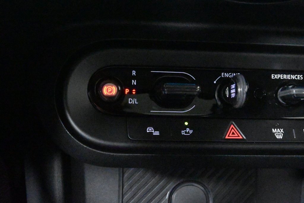 Certified 2025 MINI Cooper S FWD image 26