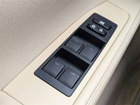 Used 2013 Lexus ES 350 w/ Luxury Pkg image 22