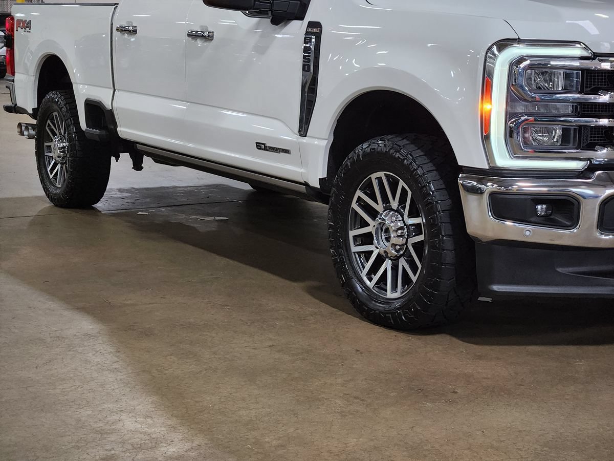 Used 2023 Ford F250 King Ranch w/ Chrome Package AWD/4WD image 16