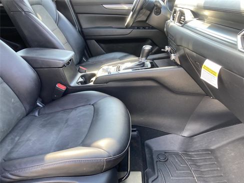 Used 2019 MAZDA CX-5 Touring image 31