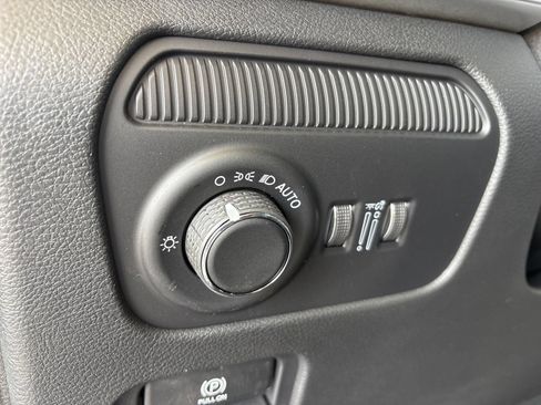 New 2026 Jeep Grand Wagoneer Limited AWD/4WD image 16